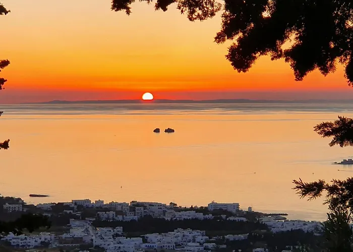 Paros Apartments Cottage Casa de Férias